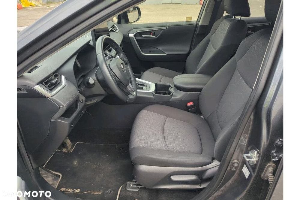 Toyota RAV4 - 5