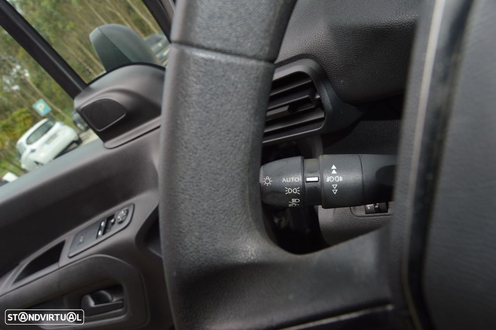 Peugeot Partner 1.5 BlueHDi Asphalt Standard - 21