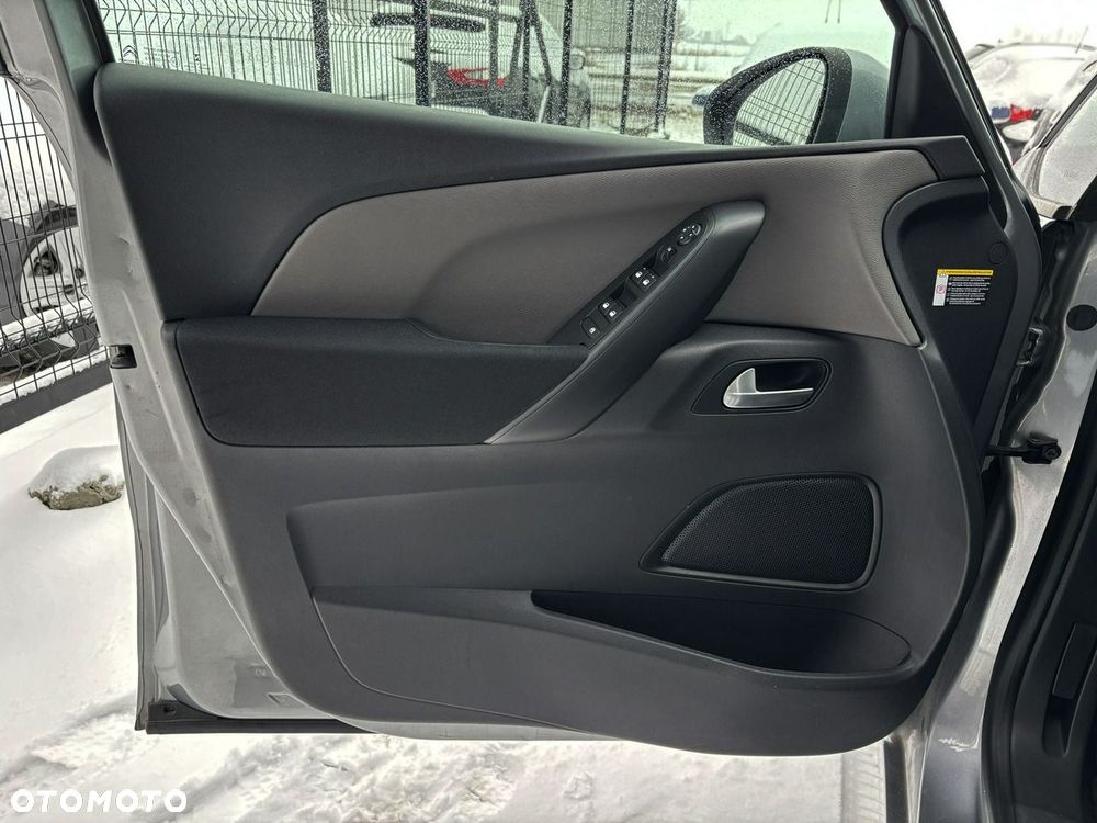 Citroën C4 Grand Picasso - 10