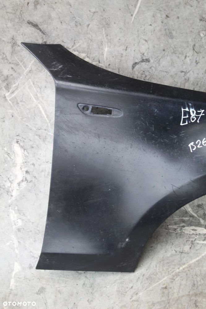 BŁOTNIK PRAWY PRZÓD BMW E81 E82 E87 E88 - 2