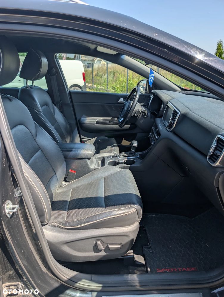 Kia Sportage 2,0 CRDI AWD GT Line - 32