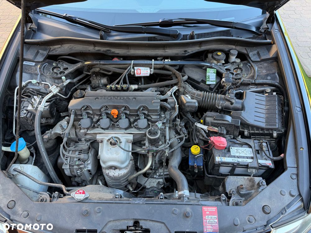 Honda Accord 2.0 Executive - 16