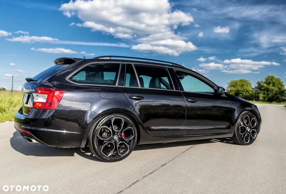 Skoda Octavia 2.0 TSI RS - 6