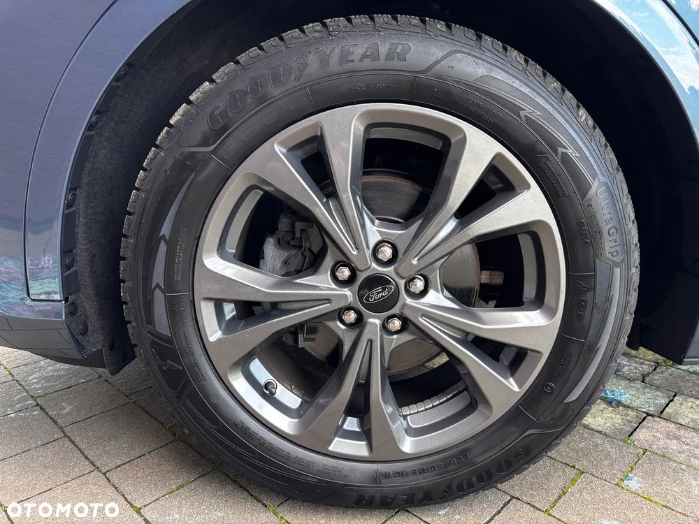 Ford Kuga 2.0 EcoBlue FWD ST-Line - 33