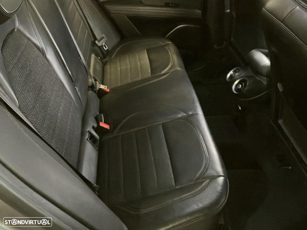 Alfa Romeo Stelvio 2.2 D Super AT8 - 17