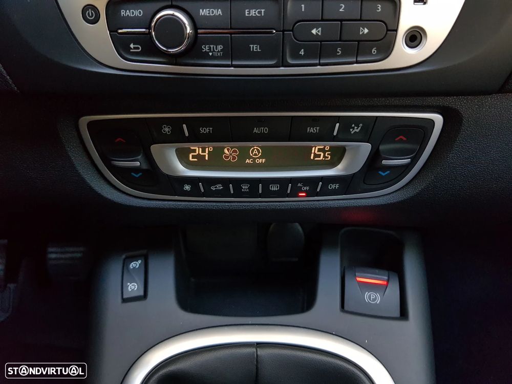 Renault Scénic 1.5 dCi Exclusive SS - 45