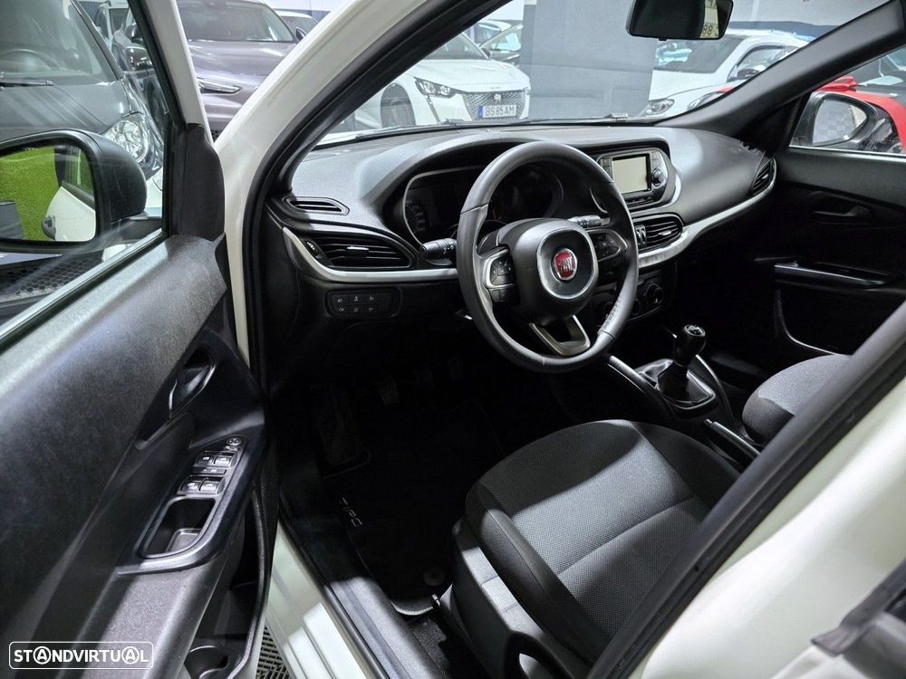 Fiat Tipo Station Wagon 1.3 M-Jet Street - 12
