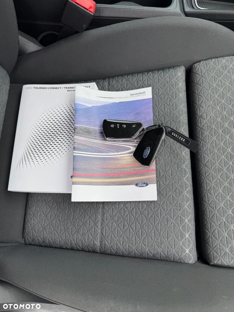 Ford Tourneo Connect Grand 2.0 EcoBlue Titanium - 20