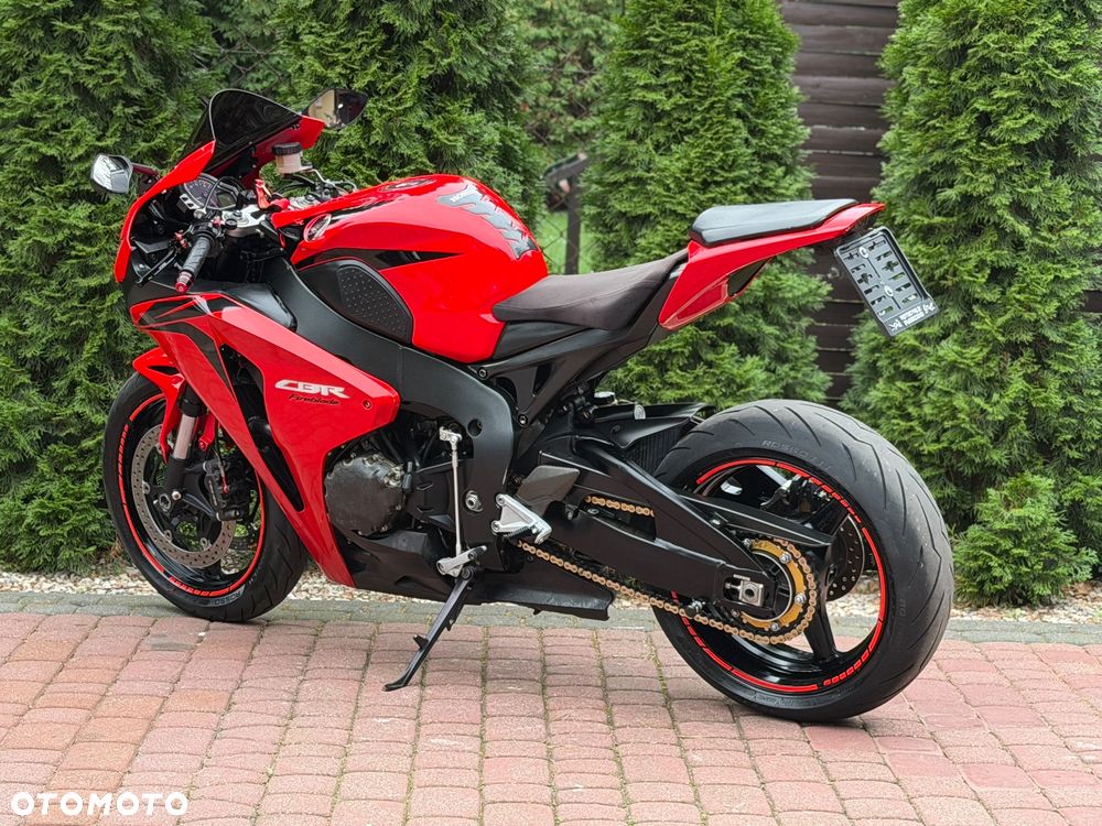 Honda CBR - 8
