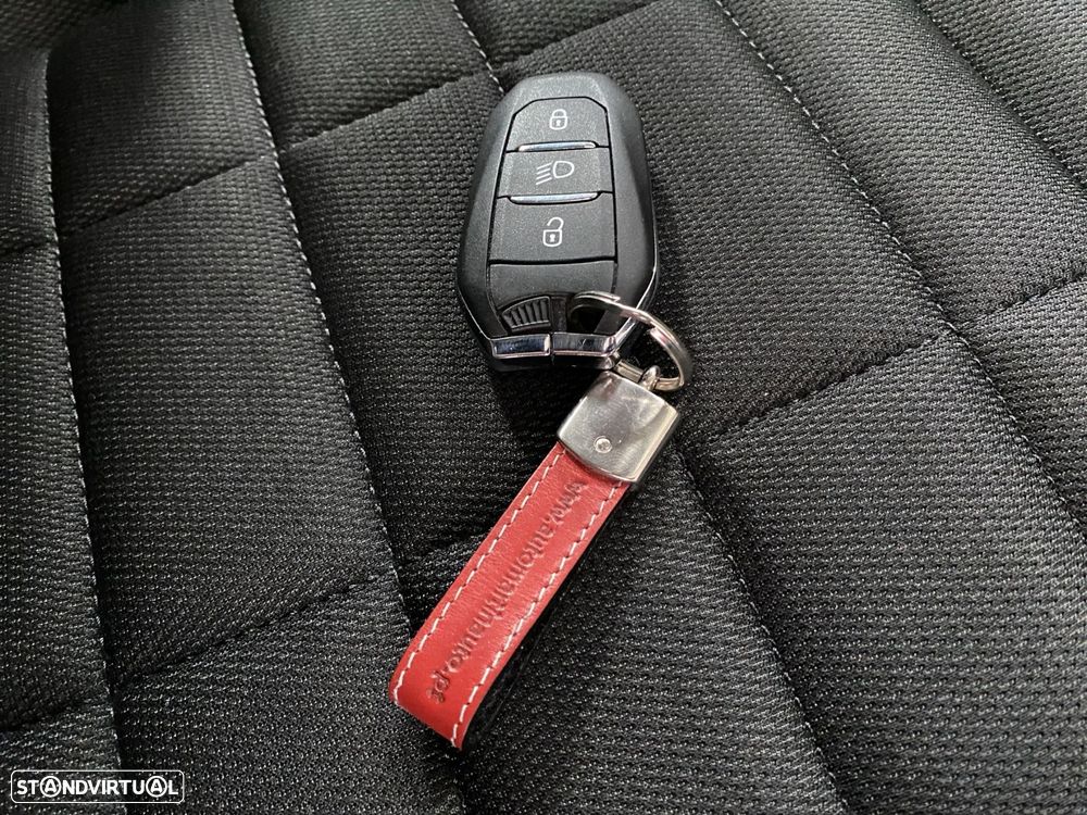 Citroën C4 1.2 Hybrid Plus e-DSC6 - 23