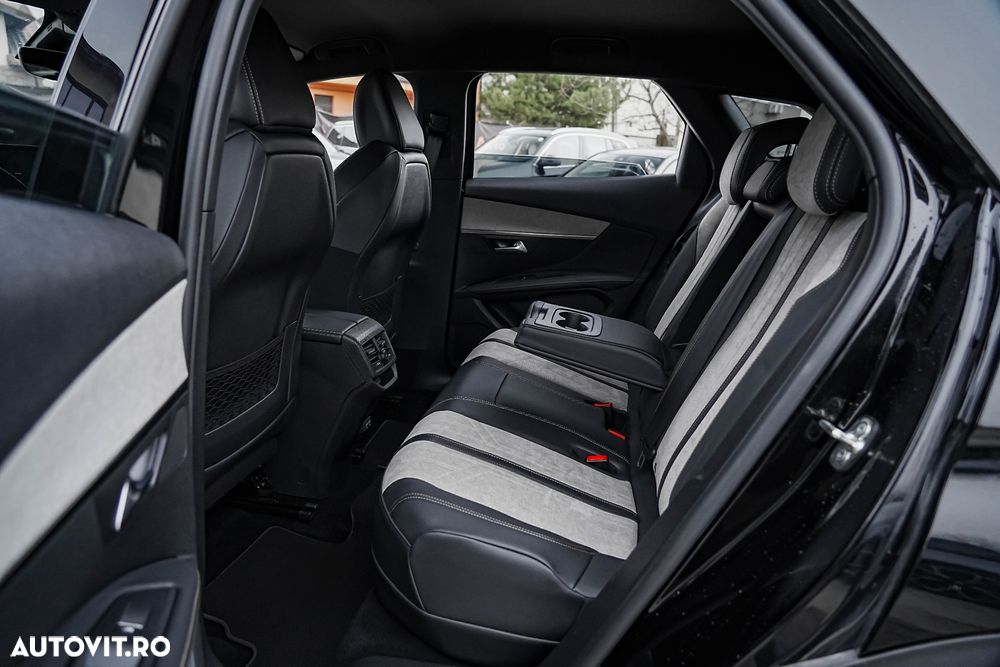 Peugeot 3008 Hybrid 225 e-EAT8 GT Pack - 14