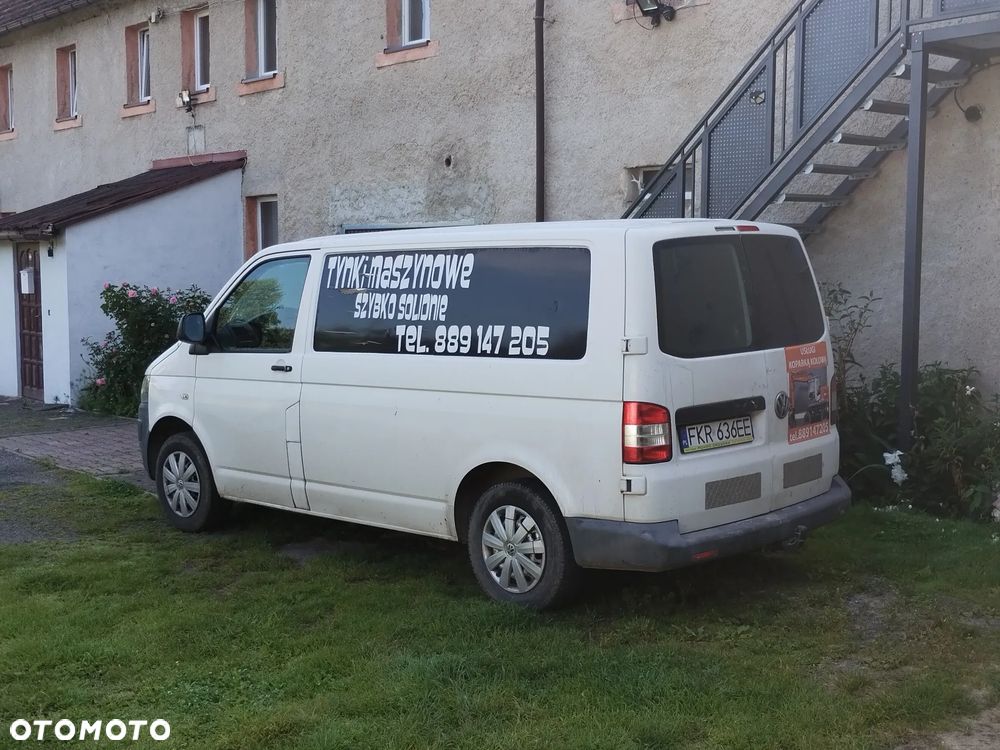 Volkswagen Transporter - 1