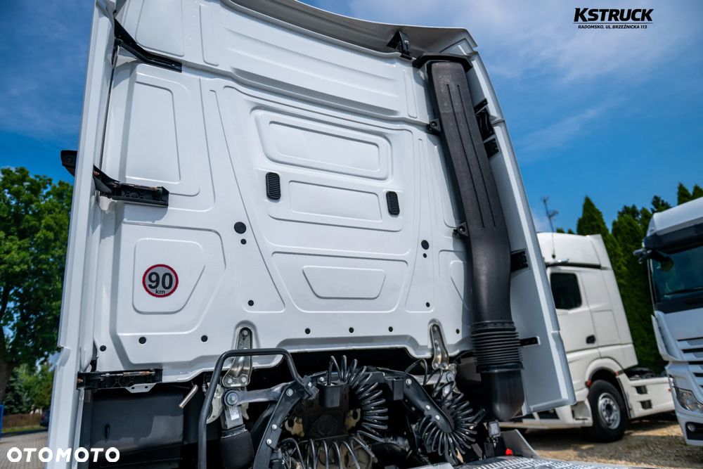 Mercedes-Benz Actros L - 16