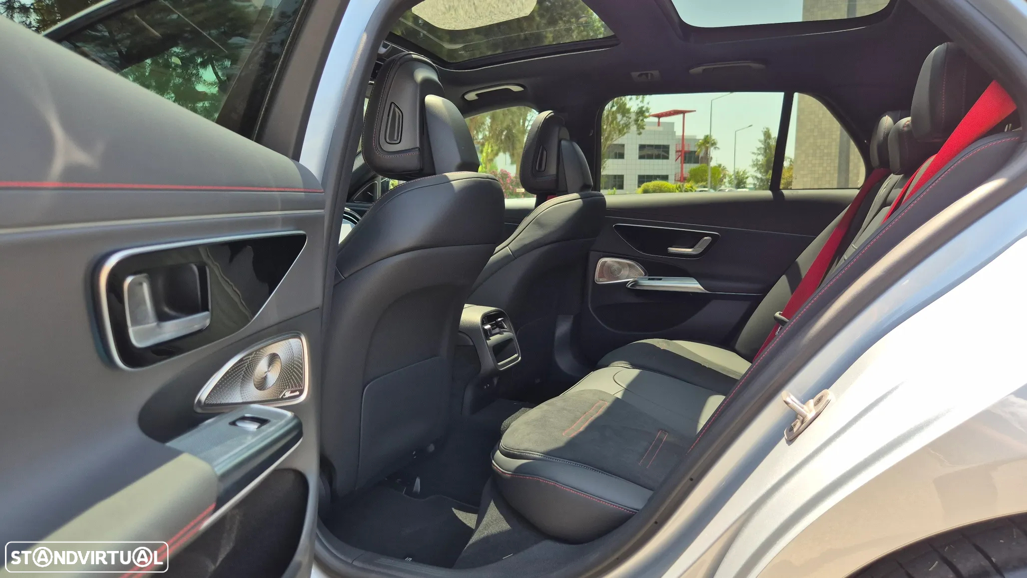 Mercedes-Benz E 53 AMG Hybrid 4Matic+ - 13