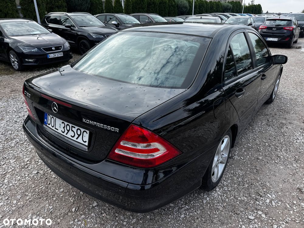 Mercedes-Benz Klasa C 180 Kompressor Avantgarde - 11