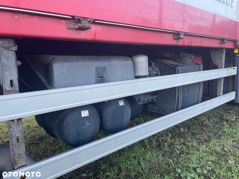 Mercedes-Benz Axor 1824 z żurawiem Palfinger 12002 z pilotem - 10