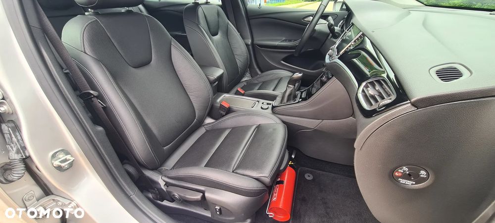 Opel Astra 1.6 Turbo Start/Stop Innovation - 22