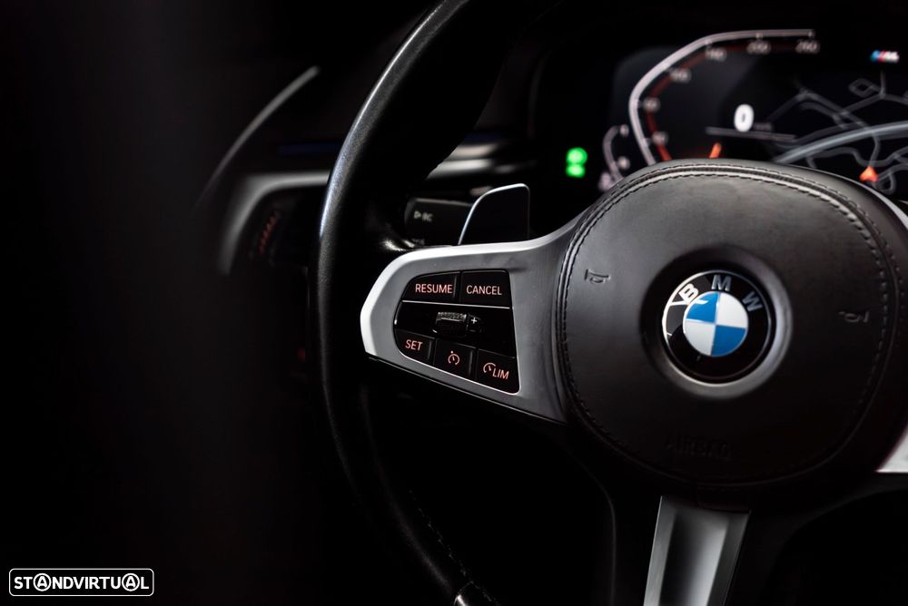 BMW 520 d Pack M Auto - 16