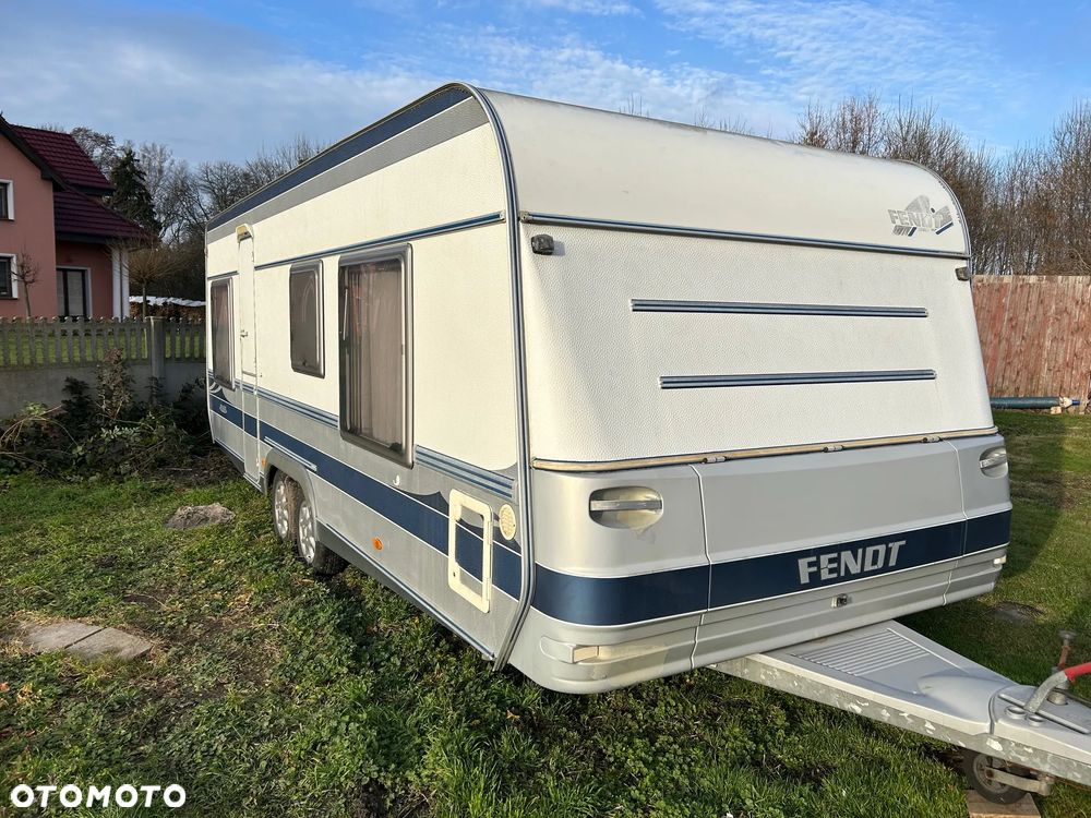 Fendt 650 z dużym przedsionkiem, prysznic - 5