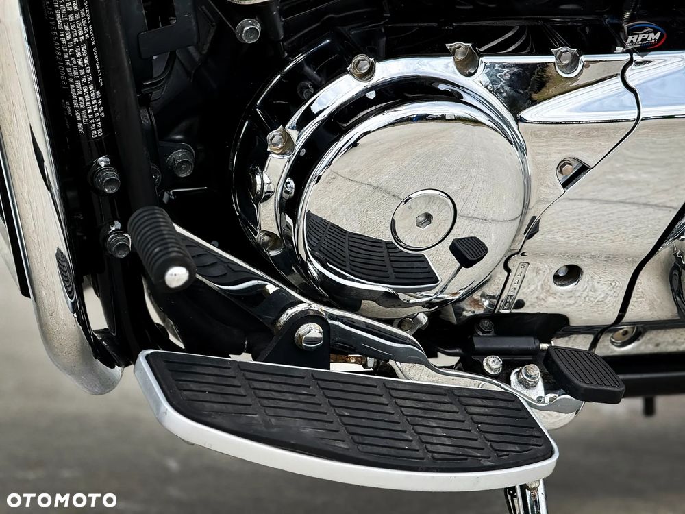 Suzuki VL 800 Volusia - Boulevard C50 - 25