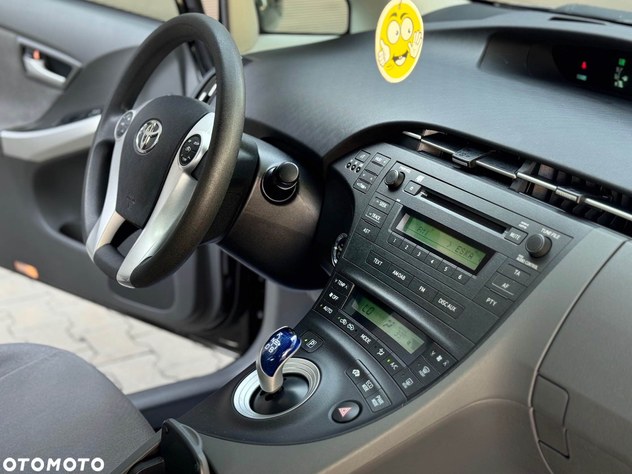 Toyota Prius - 33