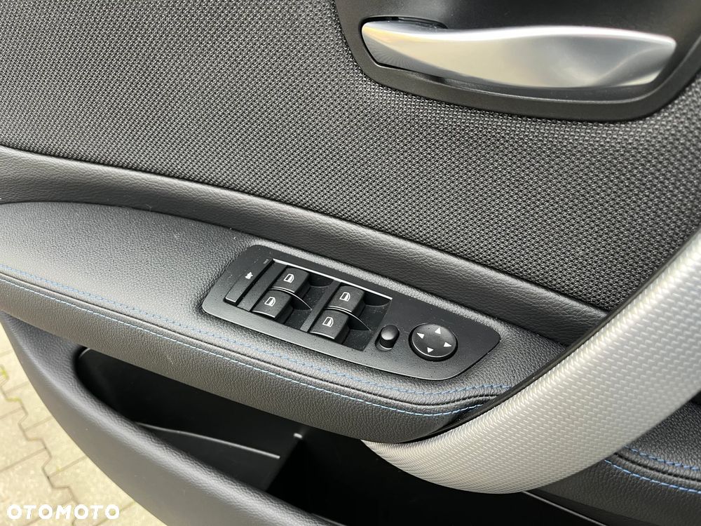 BMW Seria 1 - 19