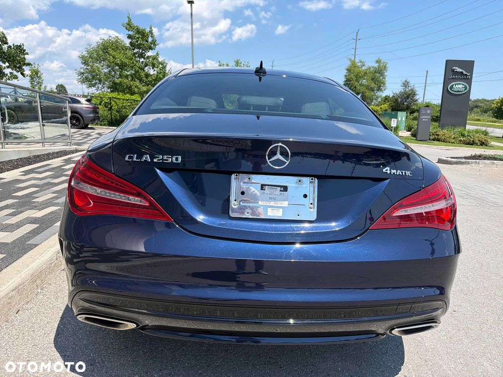 Mercedes-Benz CLA 250 4-Matic AMG Line - 6