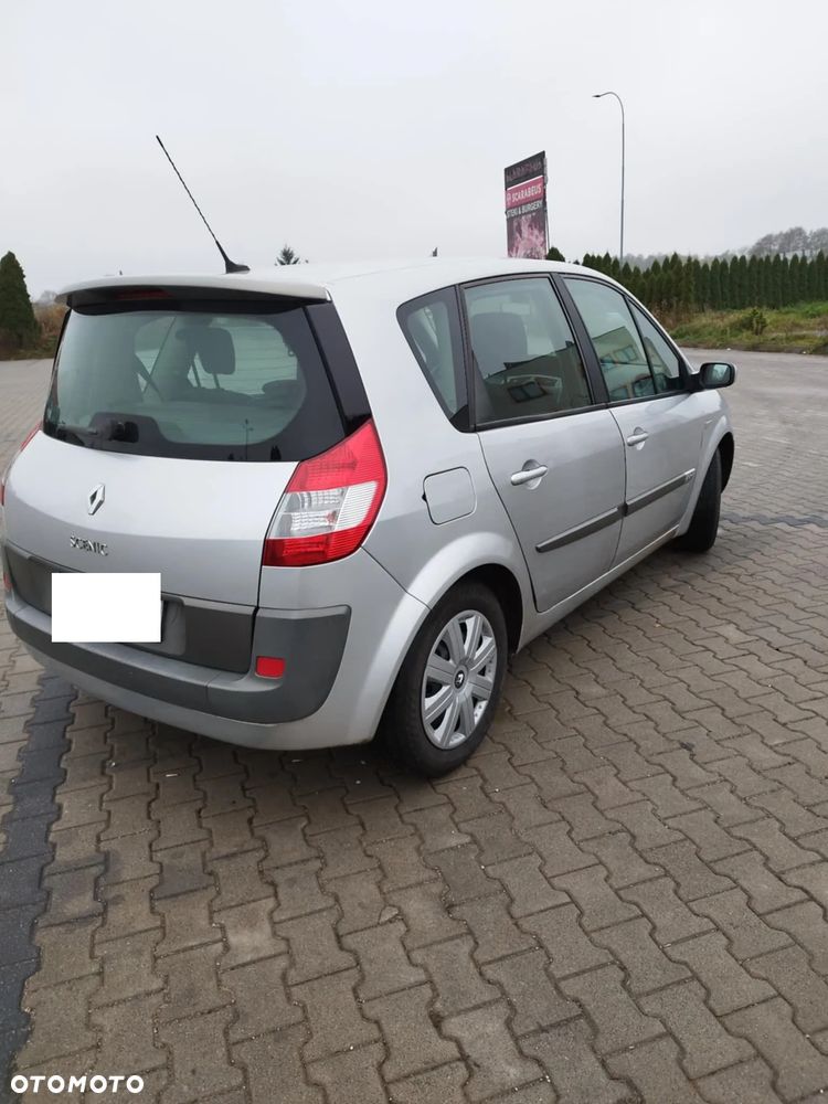 Renault Scenic 2.0 16V Confort Expression - 3