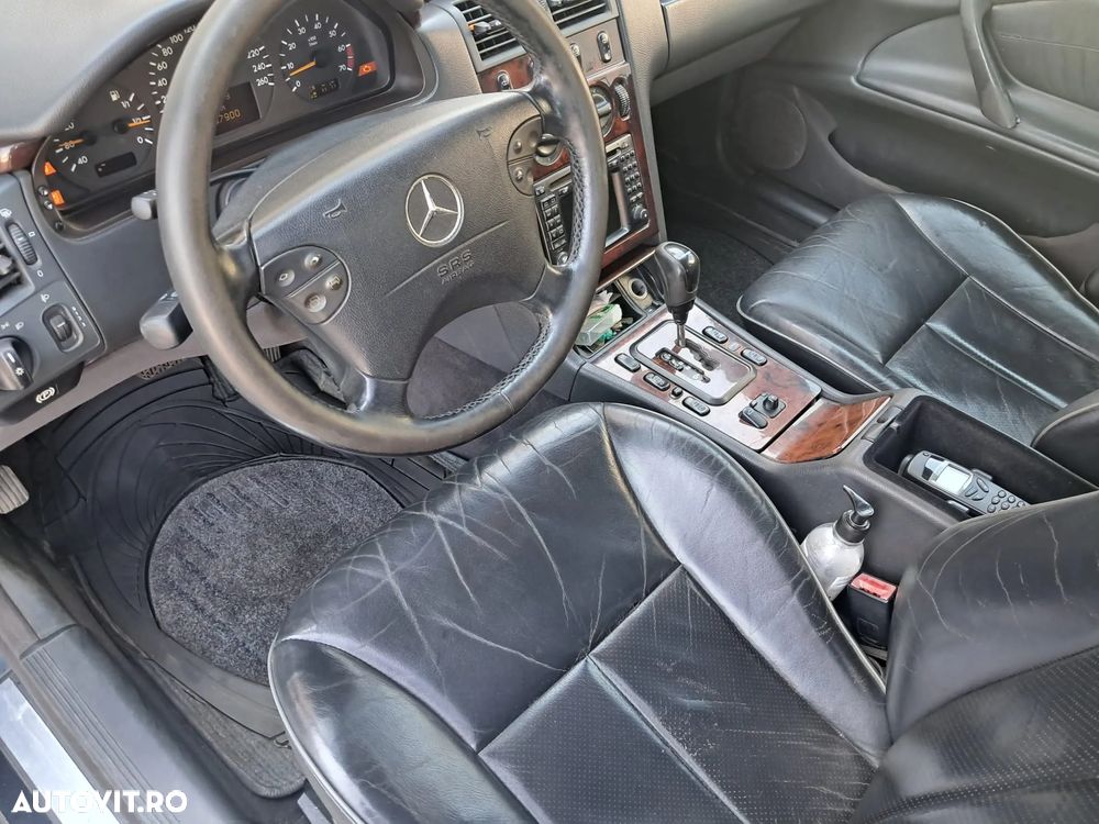 Mercedes-Benz E - 13