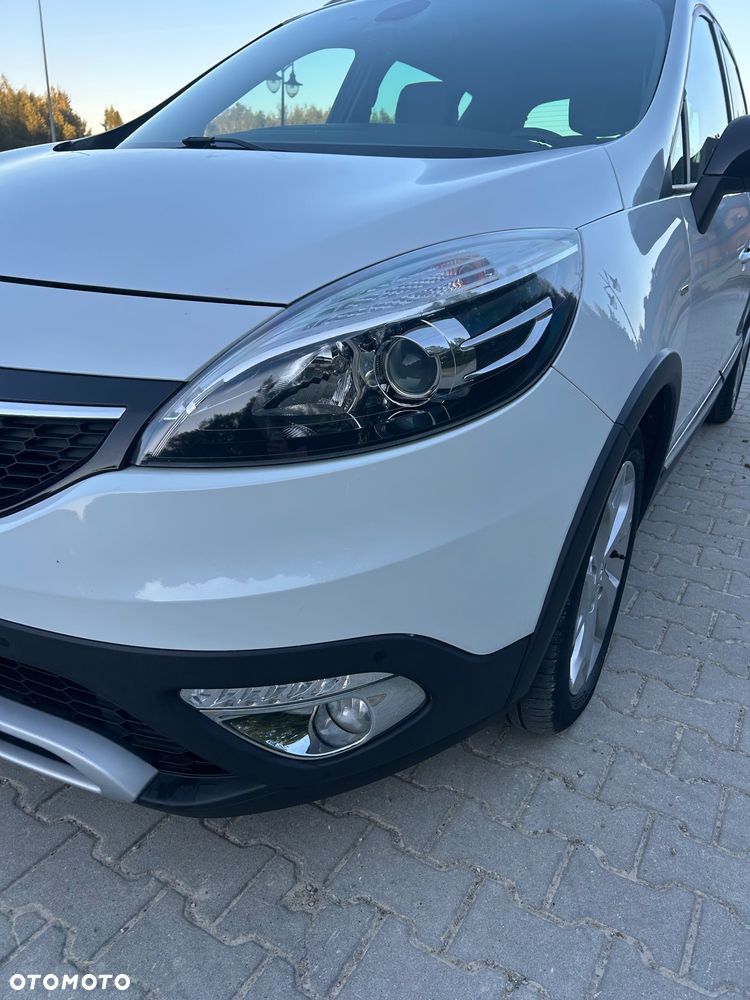 Renault Scenic - 17