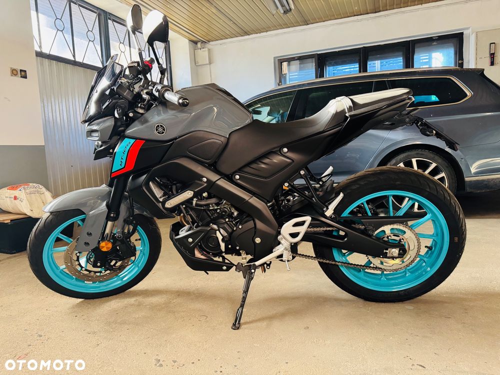 Yamaha MT - 3