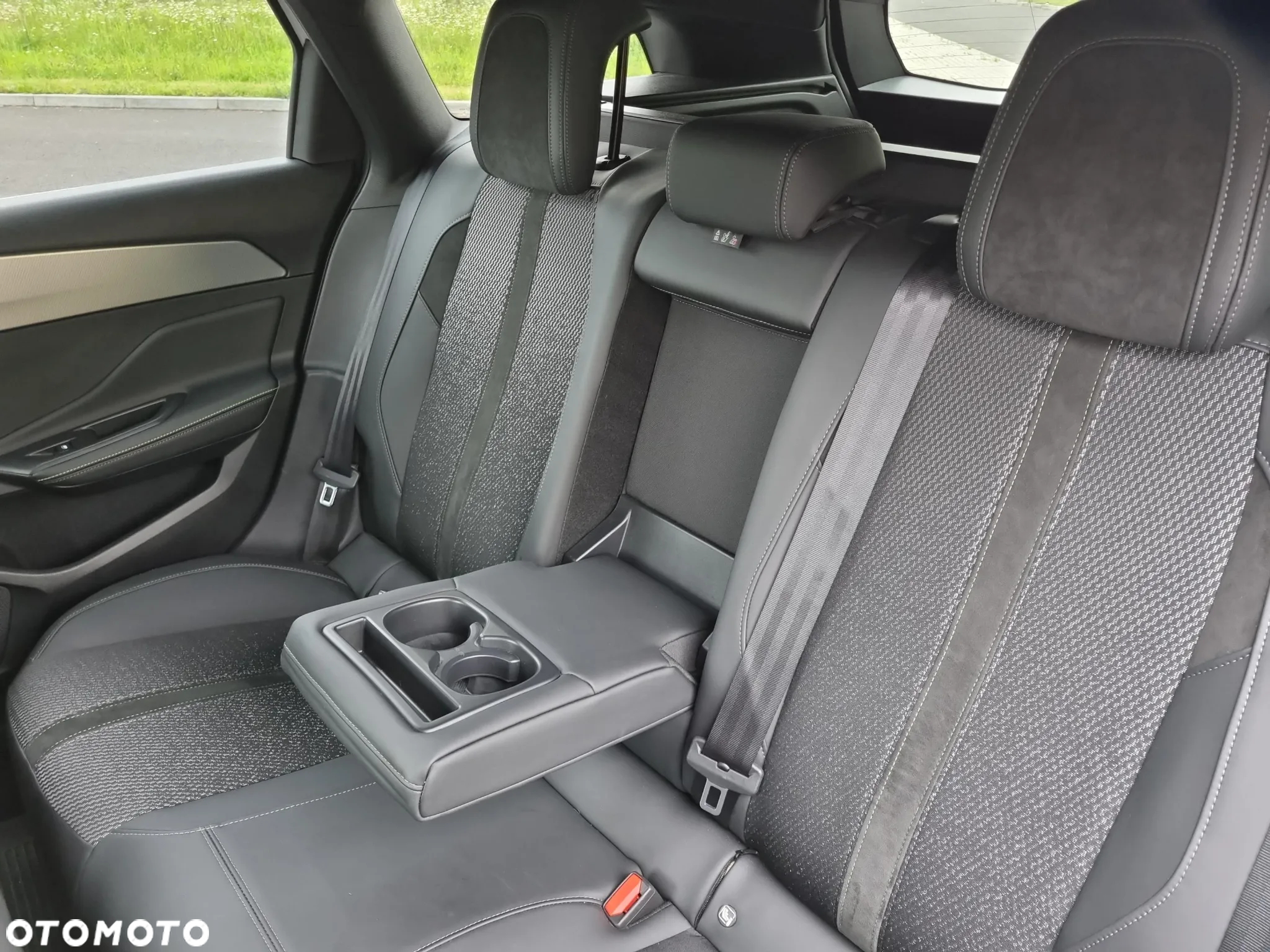 Peugeot 308 1.2 PureTech GT S&S EAT8 - 16