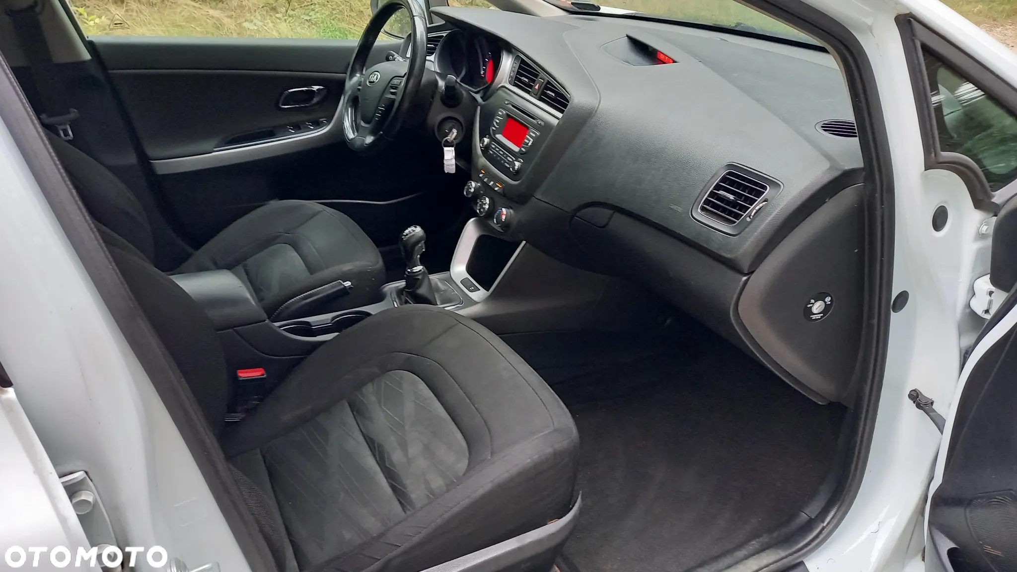 Kia Ceed 1.4 L - 9