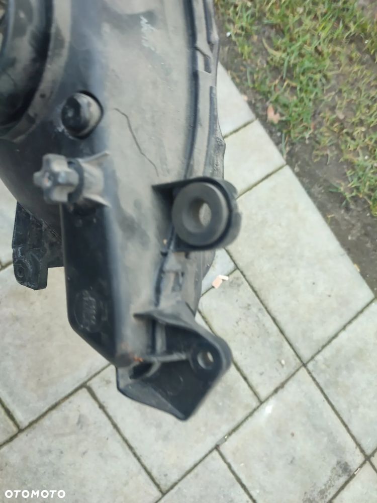 Lampa przód, reflektor Kawasaki ZR7 - 12