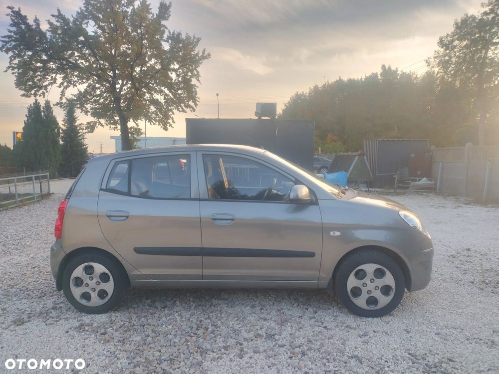 Kia Picanto - 7