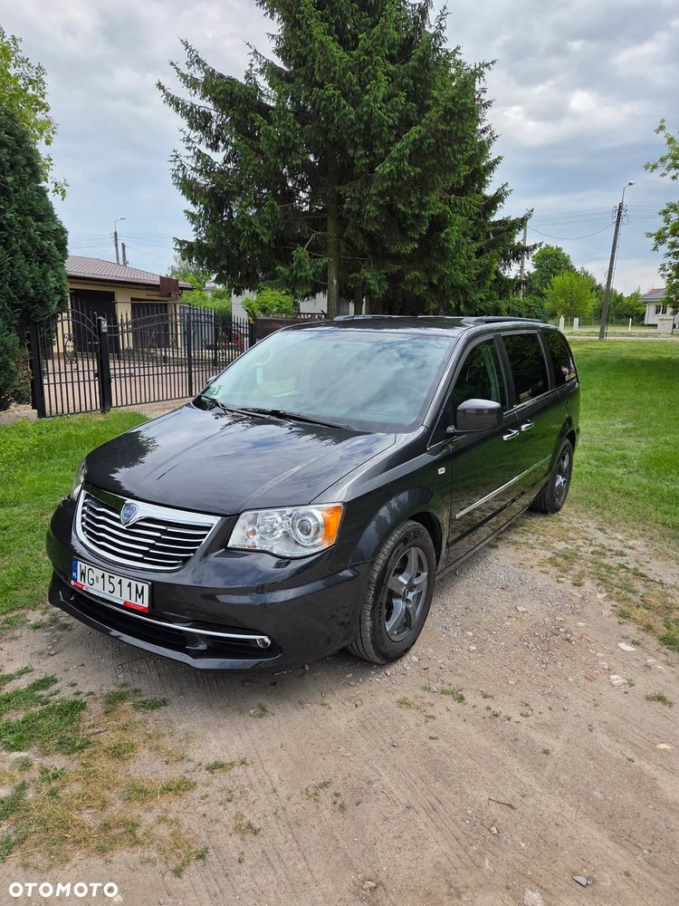 Lancia Voyager 3.6 Gold - 1