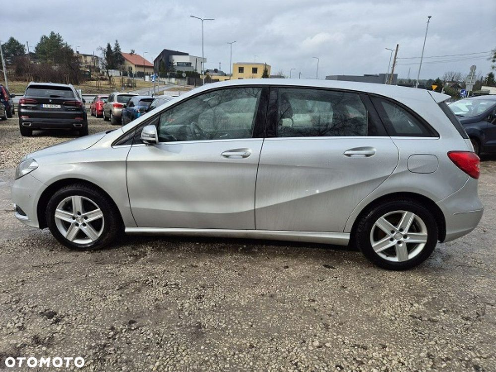 Mercedes-Benz Klasa B 180 BlueEFFICIENCY Edition - 10
