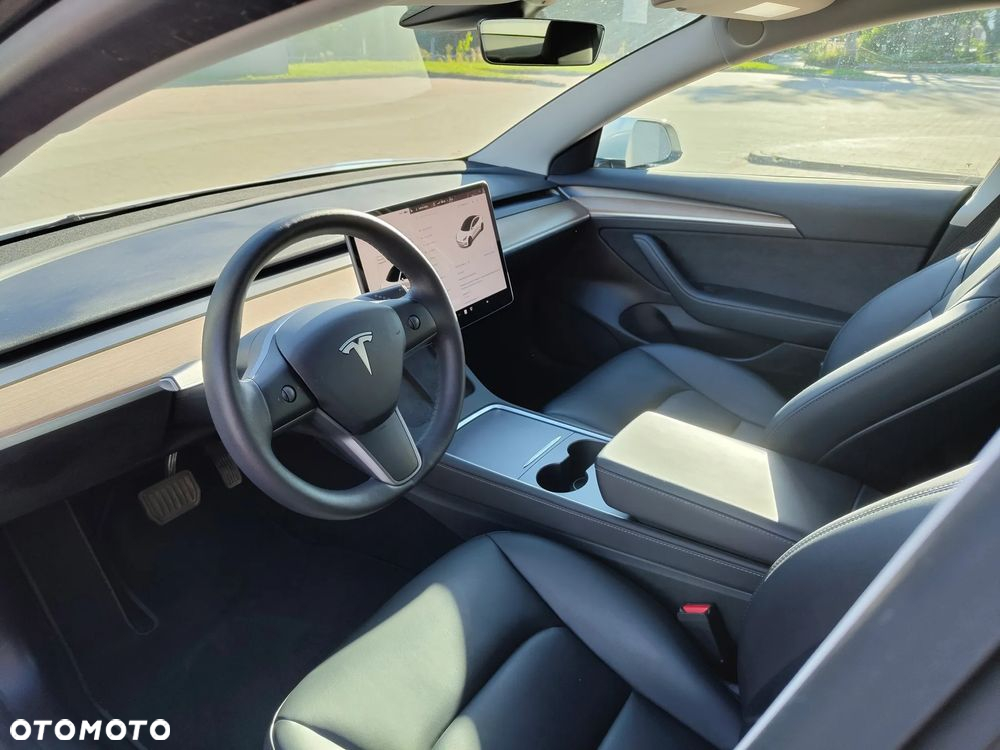 Tesla Model 3 Long Range RWD - 12