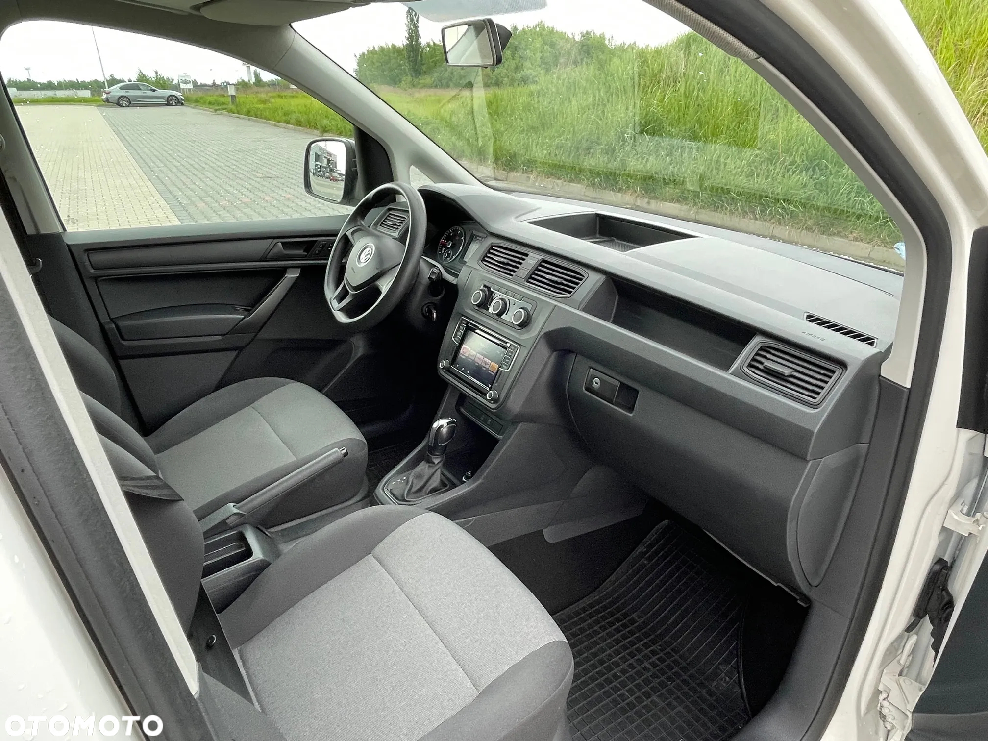 Volkswagen Caddy - 17