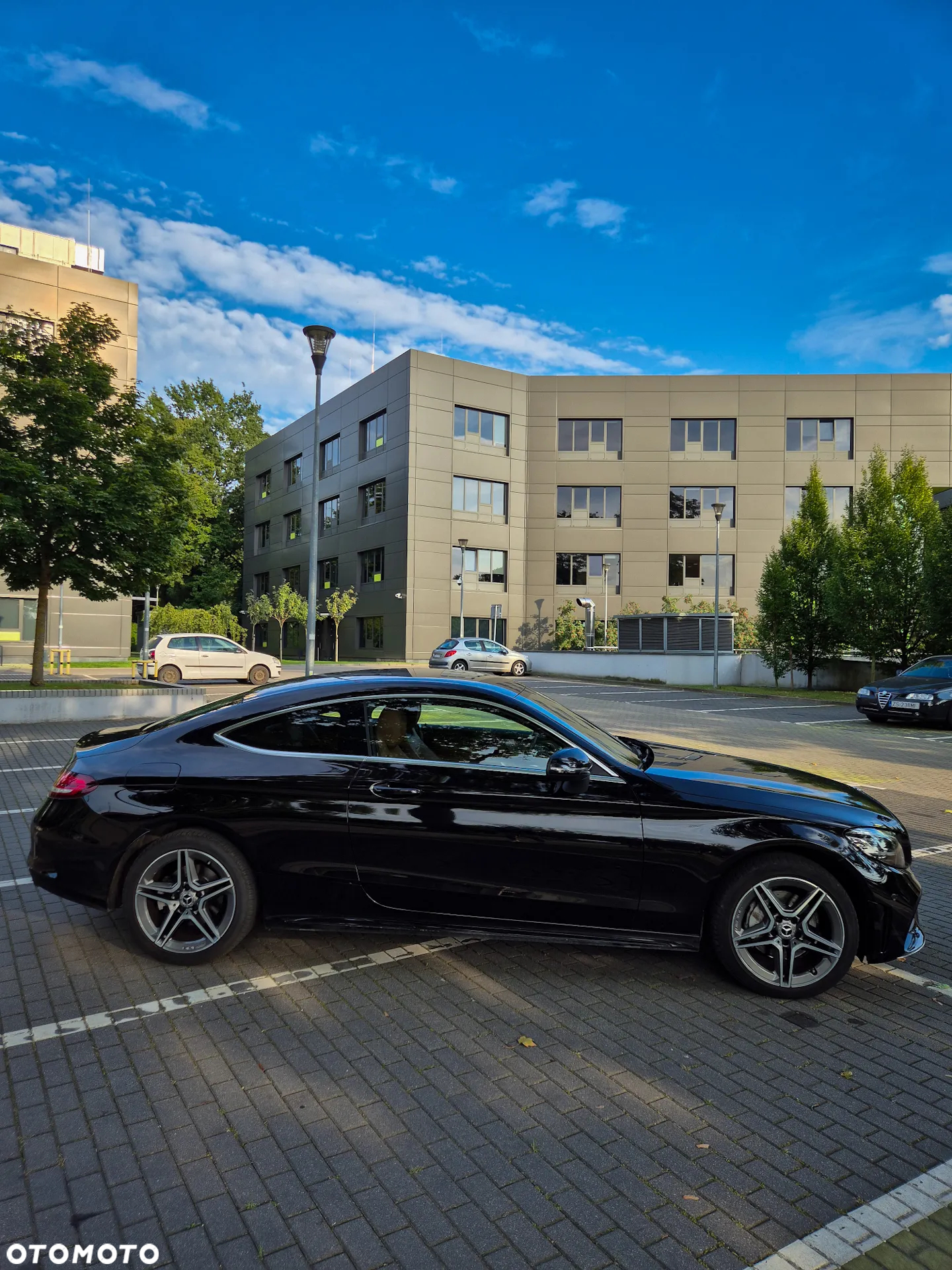 Mercedes-Benz Klasa C 180 Coupe 9G-TRONIC AMG Line - 7