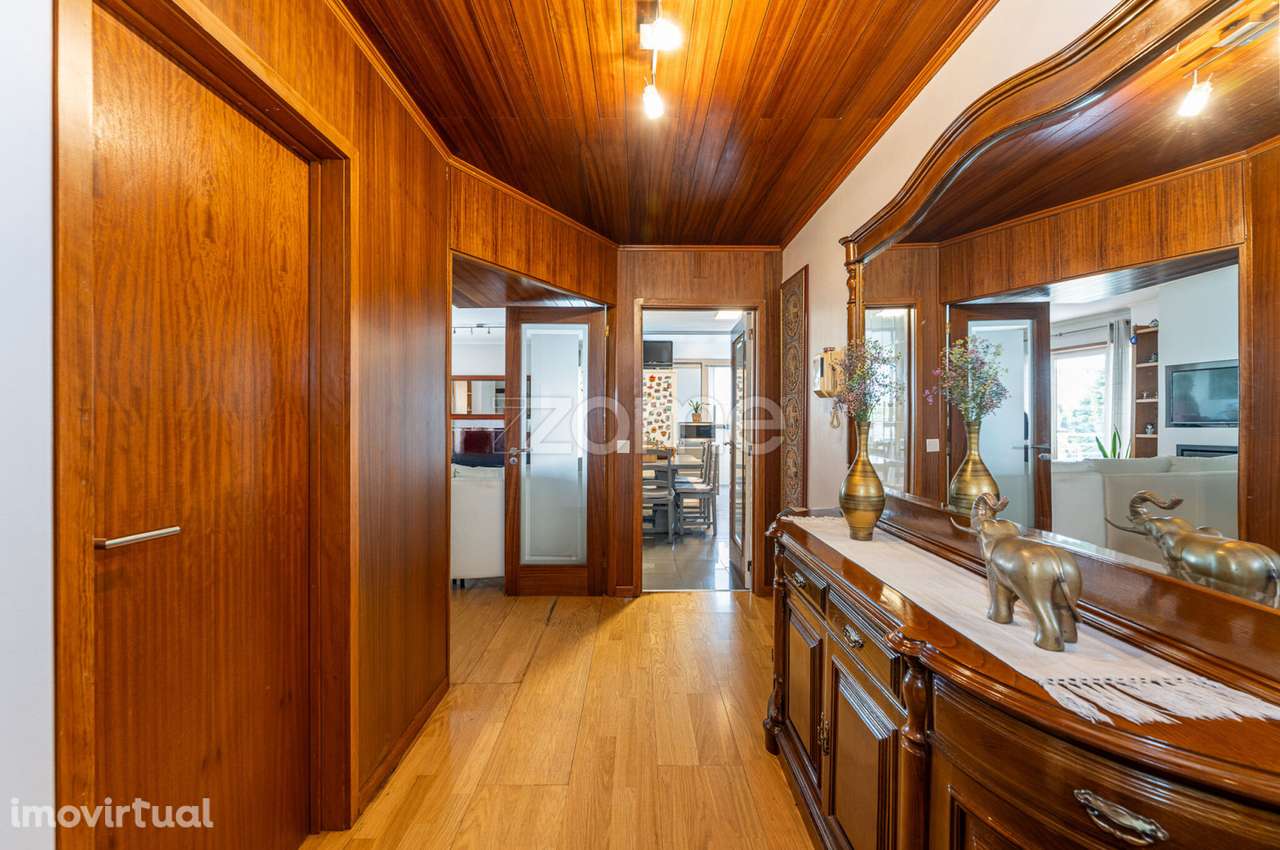 T3 c Varandas, 2 Lugares de garagem, Arrumos e Armazém Moreira da M... - Grande imagem: 4/60