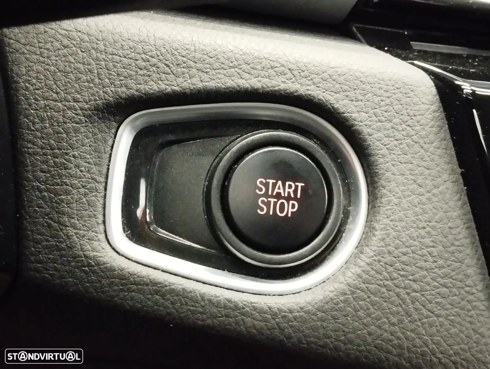 BMW 225xe Active Tourer Advantage - 28