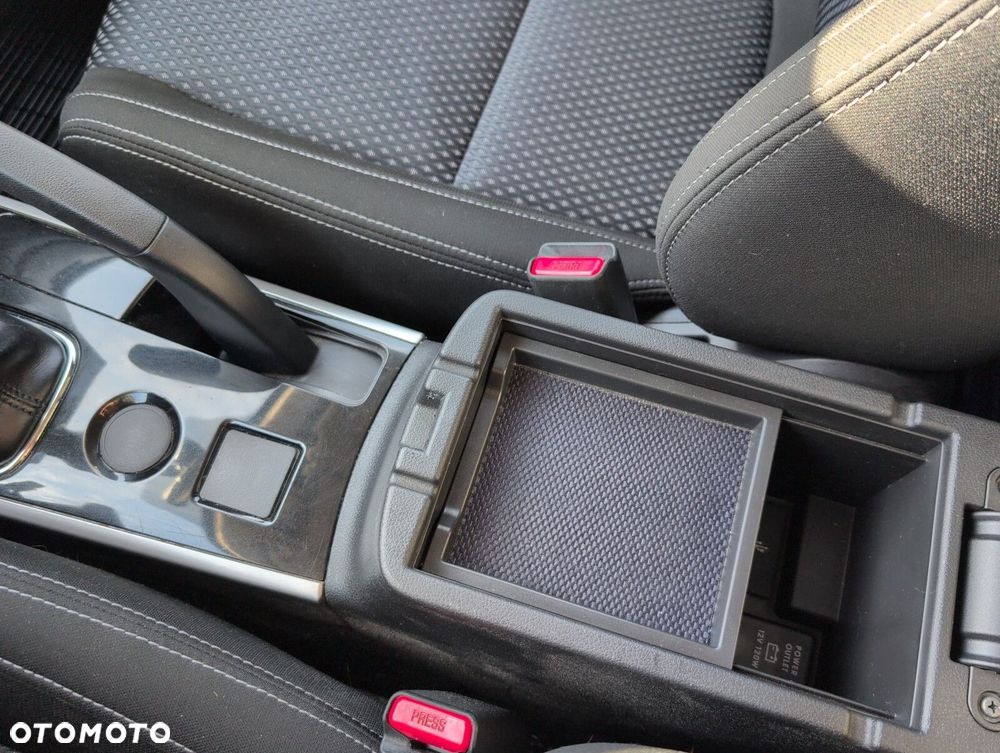 Mitsubishi Outlander 2.0 City Style 2WD - 31