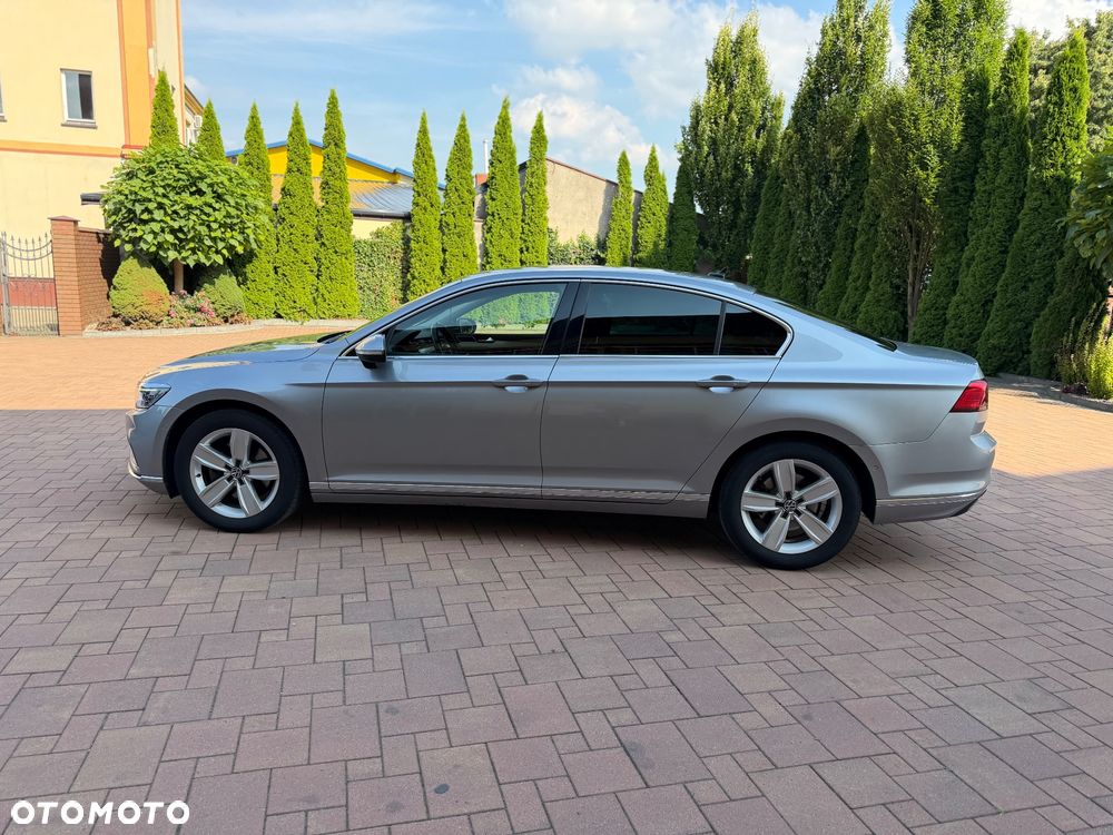 Volkswagen Passat 2.0 TSI Elegance DSG - 9