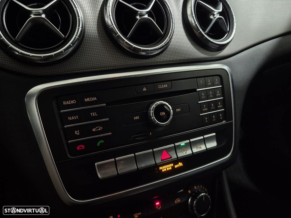 Mercedes-Benz CLA 180 d Shooting Brake Fleet Pack Plus - 24