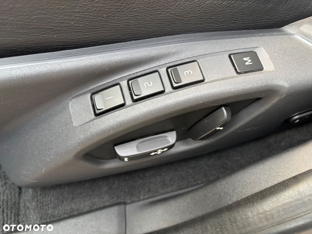 Volvo XC 60 T6 AWD Drive-E Summum - 11