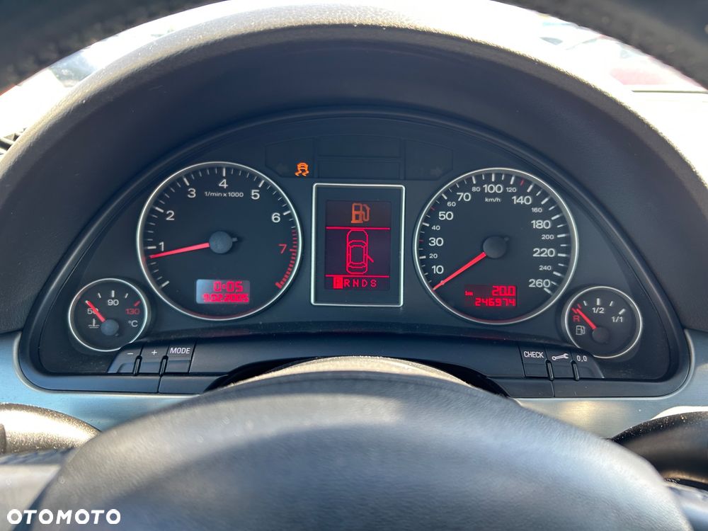 Audi A4 Limousine - 17