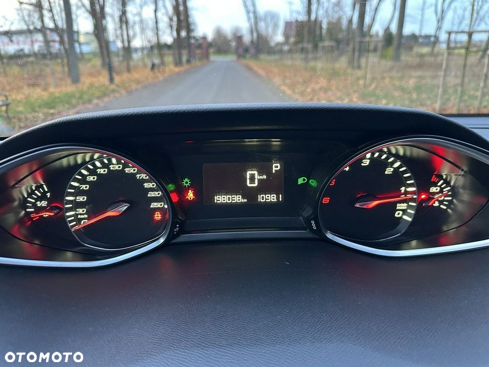 Peugeot 308 - 36