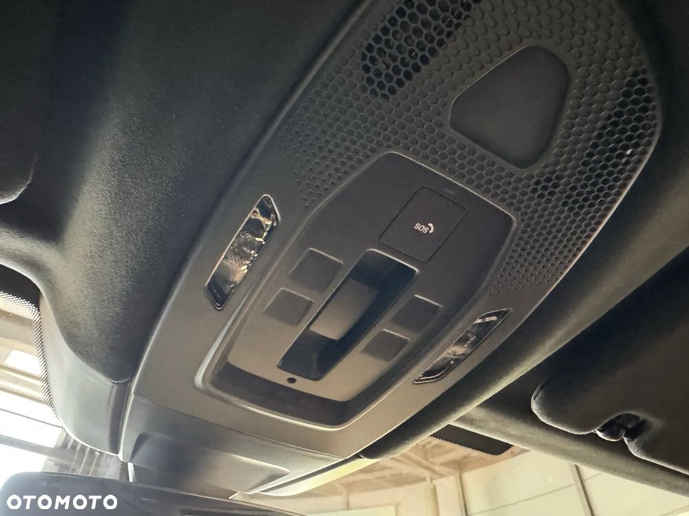 Porsche Panamera Turbo E-Hybrid PHEV - 26
