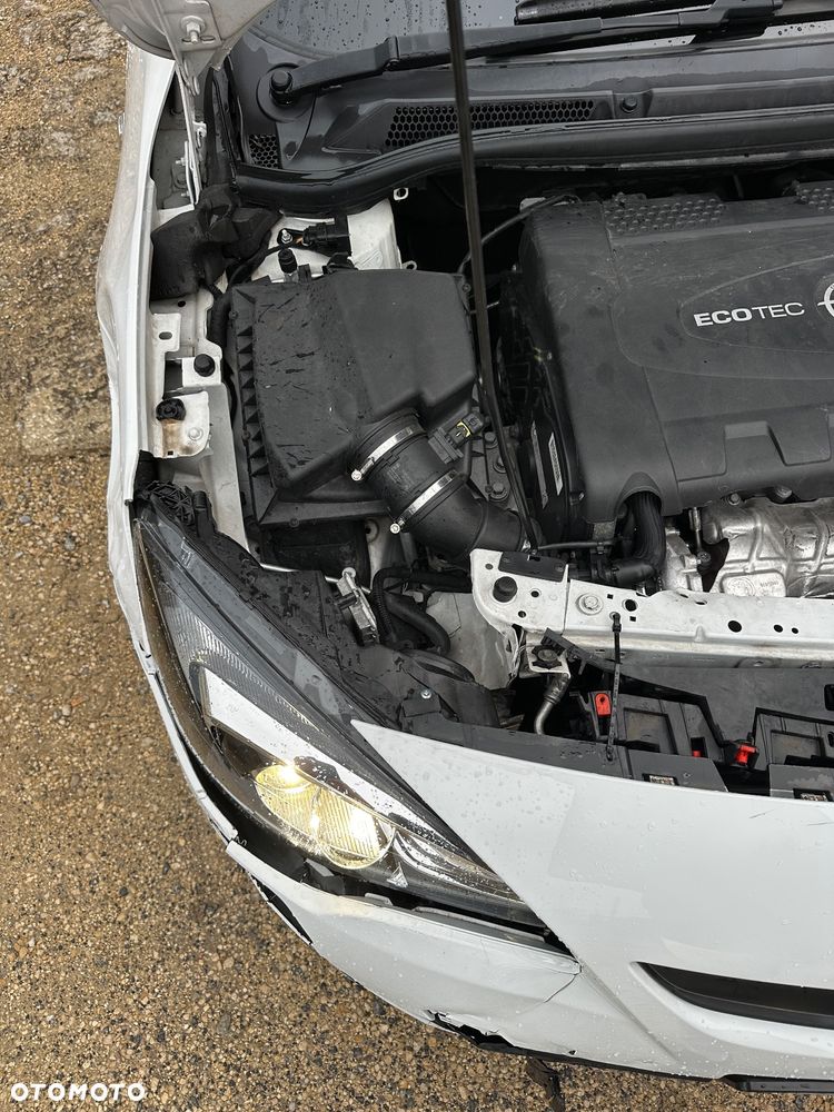 Opel Astra 2.0 CDTI Sport S&S - 36